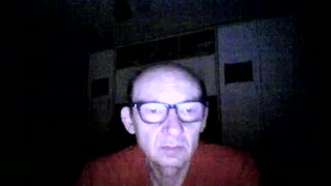 Snapshot of serrano49 chatting on 06-07-26, 12:37 serrano49 online show from 06-07-26, 12:37