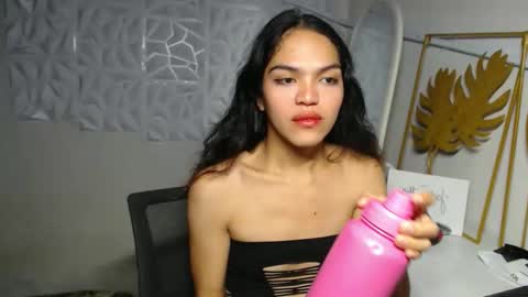 Bella online show from 11-16-25, 07:41