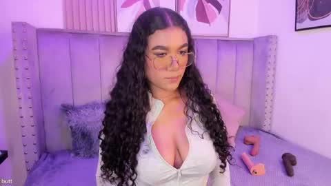 Danna  online show from 04-18-26, 02:48