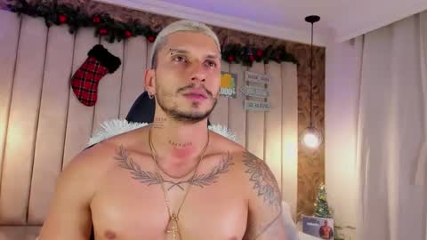 Snapshot of seth_vega_ chatting on 12-22-24, 05:34 HEY IM SETH online show from 12-22-24, 05:34