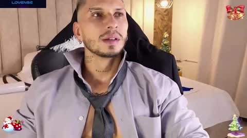 Snapshot of seth_vega_ chatting on 12-24-24, 02:32 HEY IM SETH online show from 12-24-24, 02:32