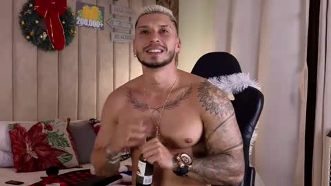 Snapshot of seth_vega_ chatting on 12-31-24, 09:06 HEY IM SETH online show from 12-31-24, 09:06