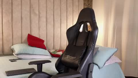 Snapshot of seth_vega_ chatting on 01-15-25, 12:51 HEY IM SETH online show from 01-15-25, 12:51