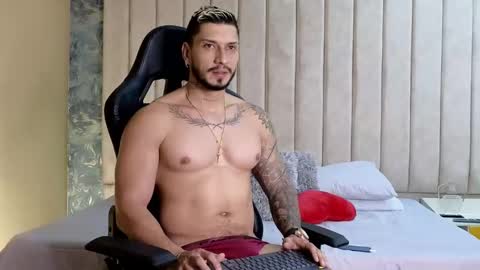 Snapshot of seth_vega_ chatting on 02-17-25, 07:10 HEY IM SETH online show from 02-17-25, 07:10