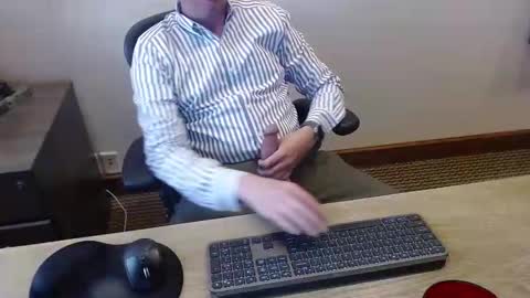 Snapshot of sethdoza chatting on 04-21-26, 05:17 sethdoza online show from 04-21-26, 05:17