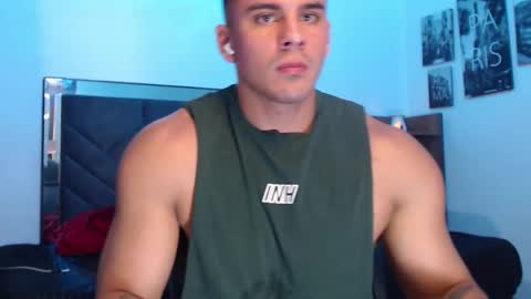 Snapshot of setth_king chatting on 12-20-24, 01:33 Setth King online show from 12-20-24, 01:33