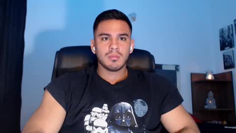 Snapshot of setth_king chatting on 01-17-25, 11:38 Setth King online show from 01-17-25, 11:38