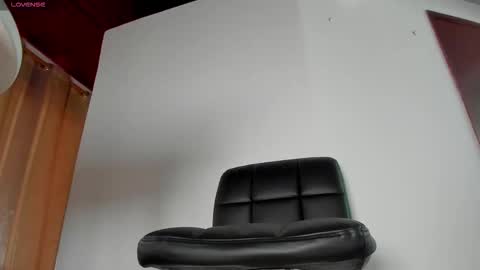 Snapshot of sex_brithany chatting on 11-22-25, 04:39 brithany online show from 11-22-25, 04:39