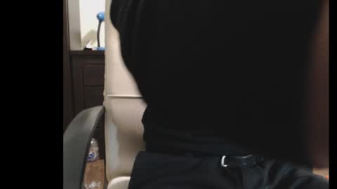 Daniel Taylor online show from 11-04-25, 01:16