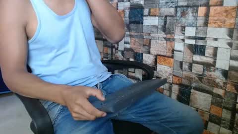 Snapshot of sexatlexx chatting on 08-02-26, 02:48 arnold online show from 08-02-26, 02:48
