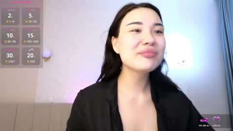 Lumi online show from 03-23-26, 05:11