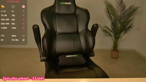 Snapshot of sexberry_ chatting on 11-15-25, 09:39 Melissa online show from 11-15-25, 09:39