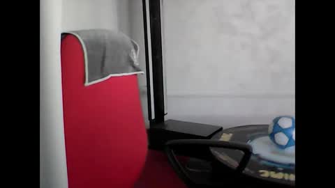 Snapshot of sexcoppia_24 chatting on 04-28-26, 08:52 sexcoppia_24 online show from 04-28-26, 08:52