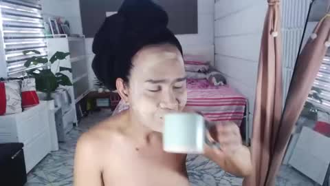 Snapshot of sexcum_trendingts_now chatting on 02-17-26, 05:04 MS Anna online show from 02-17-26, 05:04