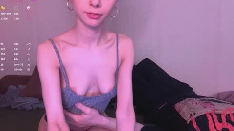 Snapshot of sexdrugg666 chatting on 02-09-25, 08:02 Dina online show from 02-09-25, 08:02