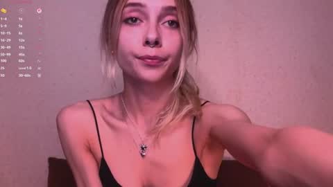 Dina online show from 06-12-26, 11:03