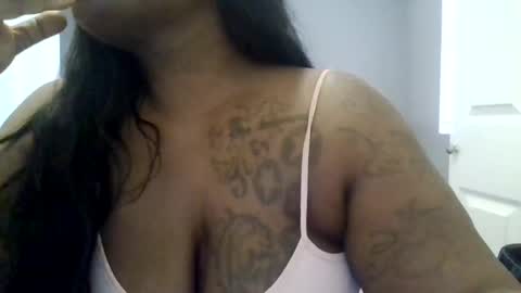 Snapshot of sexichocchic chatting on 08-04-26, 01:57 sexichocchic online show from 08-04-26, 01:57