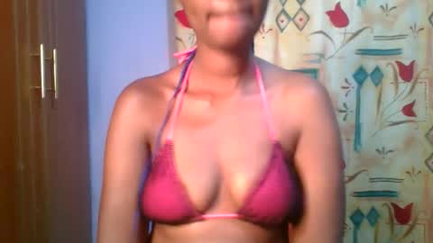 Snapshot of sexie_curvie chatting on 11-25-25, 08:53 Maggie online show from 11-25-25, 08:53
