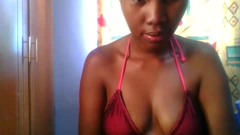 Snapshot of sexie_curvie chatting on 12-02-25, 11:26 Maggie online show from 12-02-25, 11:26