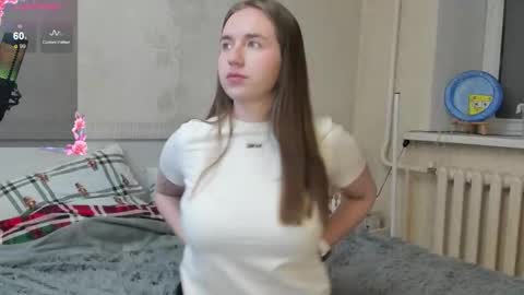 Snapshot of sexmyface chatting on 12-14-25, 01:38 Grace online show from 12-14-25, 01:38