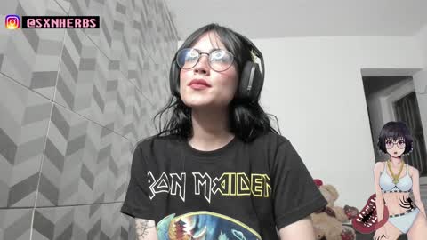 Snapshot of sexnherbs chatting on 12-19-24, 04:23 online show from 12-19-24, 04:23