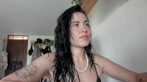         online show from 05-22-26, 06:13
