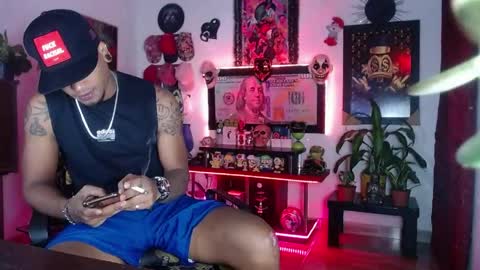Snapshot of sexo_aharon chatting on 06-09-26, 03:40 Aharon ravelo online show from 06-09-26, 03:40