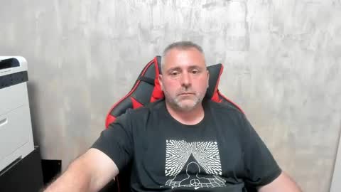 Snapshot of sexone25 chatting on 05-30-26, 07:44 sexone25 online show from 05-30-26, 07:44