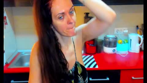 sexqueen1111 online show from 11-01-25, 08:44