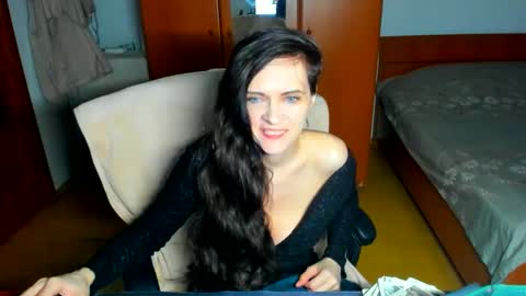 sexqueen1111 online show from 06-02-26, 07:16