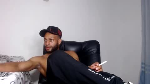 Snapshot of sexseason777 chatting on 05-22-26, 10:48 STIIV G online show from 05-22-26, 10:48