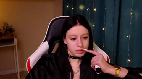 Snapshot of sextezi chatting on 12-23-24, 06:27 sextezi online show from 12-23-24, 06:27