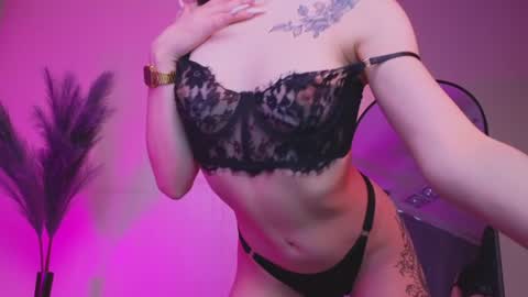 Snapshot of sextezi chatting on 01-16-25, 12:31 sextezi online show from 01-16-25, 12:31
