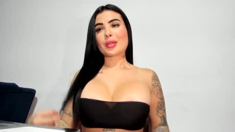 Snapshot of sexual_addiction chatting on 10-07-25, 11:46 SARA online show from 10-07-25, 11:46