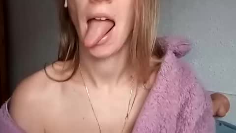 Verona online show from 11-20-25, 07:30