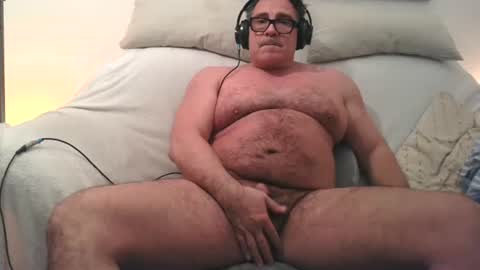 Snapshot of sexurbation chatting on 10-20-25, 08:20 Sexurbation online show from 10-20-25, 08:20