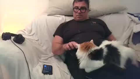 Snapshot of sexurbation chatting on 10-23-25, 08:18 Sexurbation online show from 10-23-25, 08:18