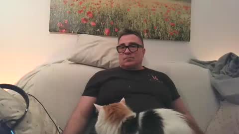 Snapshot of sexurbation chatting on 11-18-25, 03:38 Sexurbation online show from 11-18-25, 03:38