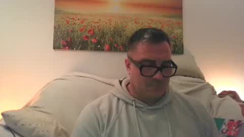 Snapshot of sexurbation chatting on 11-19-25, 09:15 Sexurbation online show from 11-19-25, 09:15