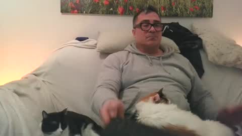 Snapshot of sexurbation chatting on 11-26-25, 08:10 Sexurbation online show from 11-26-25, 08:10