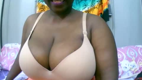 sexxi_ebony online show from 11-20-25, 07:57