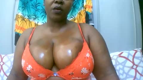 sexxi_ebony online show from 02-25-26, 05:17