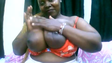 sexxi_ebony online show from 05-28-26, 04:59