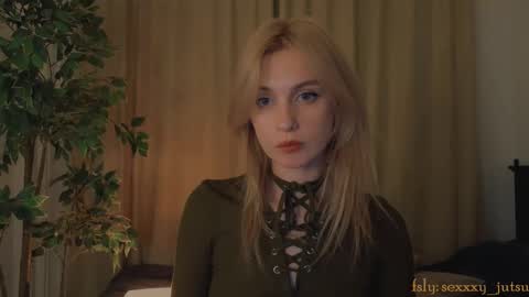 Snapshot of sexxxy_jutsu chatting on 03-03-25, 09:48 Maria online show from 03-03-25, 09:48