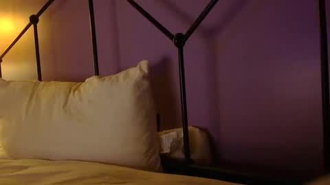 Snapshot of sexxxylibra10 chatting on 10-24-25, 12:19 sexxxylibra10 online show from 10-24-25, 12:19