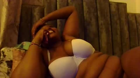 sexxy_beiby online show from 02-25-26, 07:12