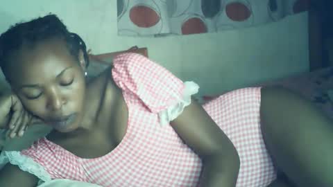 sexxy_curvy23 online show from 01-14-26, 04:29