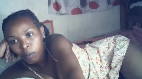 Snapshot of sexxy_curvy23 chatting on 01-17-26, 06:33 sexxy_curvy23 online show from 01-17-26, 06:33