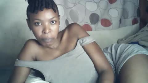 Snapshot of sexxy_curvy23 chatting on 02-14-26, 05:26 sexxy_curvy23 online show from 02-14-26, 05:26