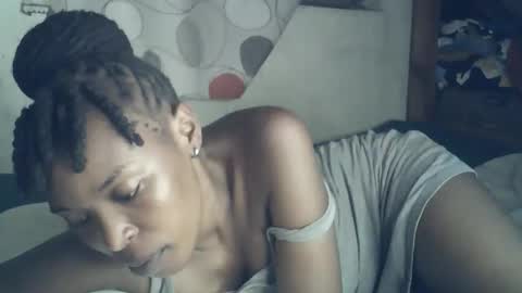 Snapshot of sexxy_curvy23 chatting on 02-18-26, 06:26 sexxy_curvy23 online show from 02-18-26, 06:26